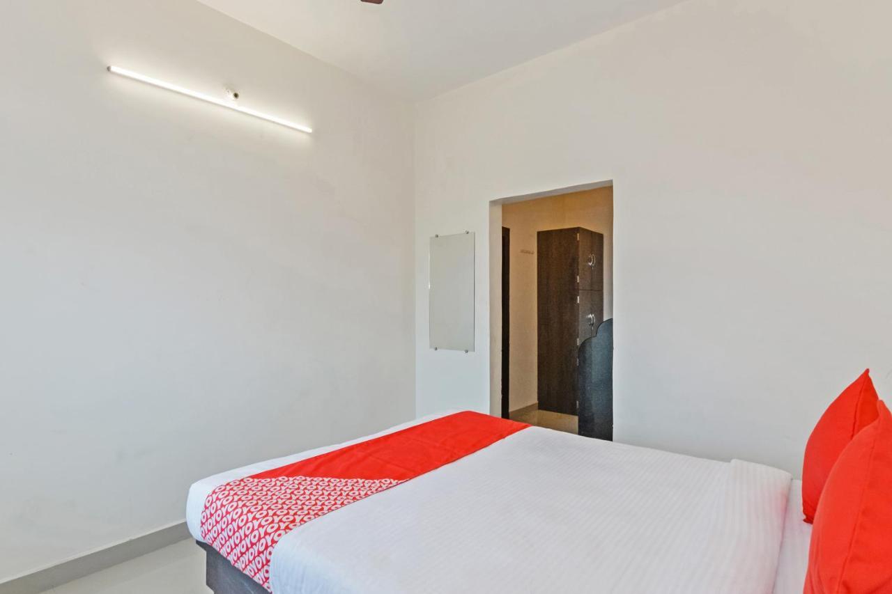 Collection O 24126 Hotel Sai Sagar Dehu Exteriér fotografie